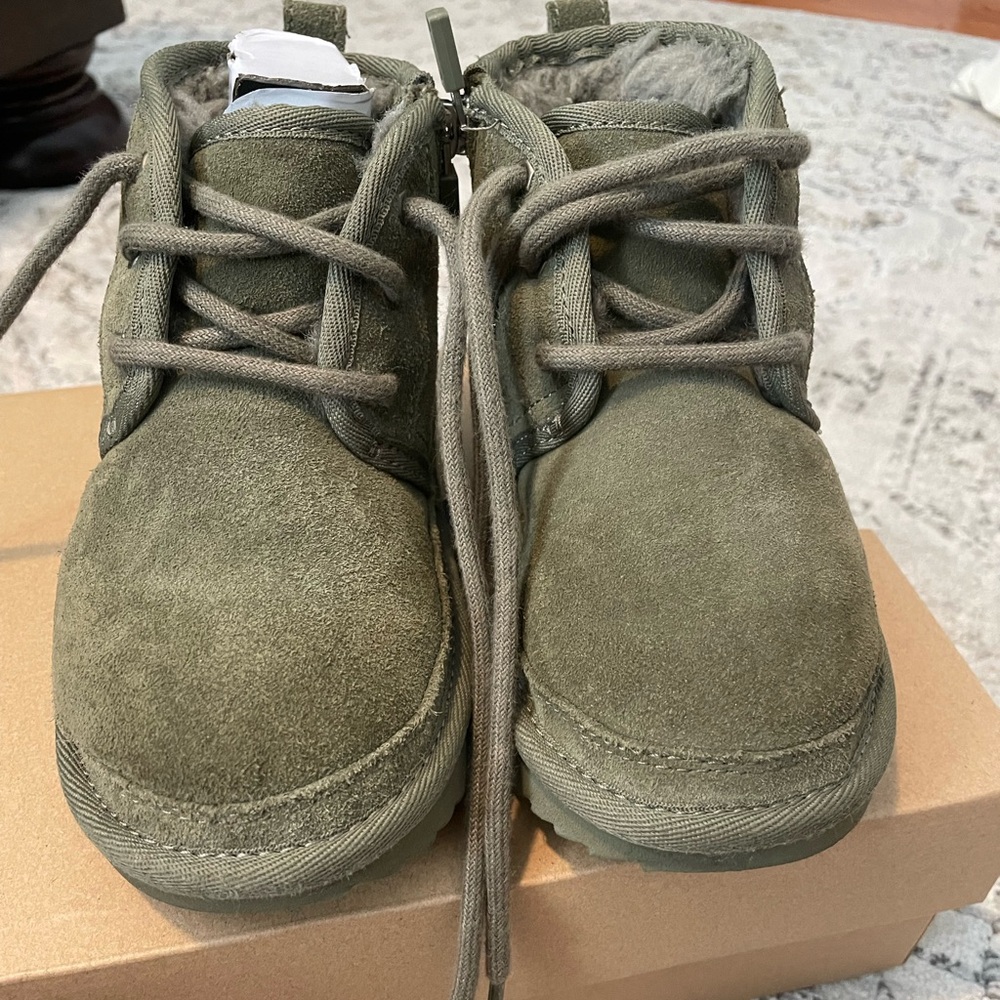 Toddler UGG Neumel II
